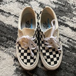 UO Exclusive Vans Classic White and Black Check